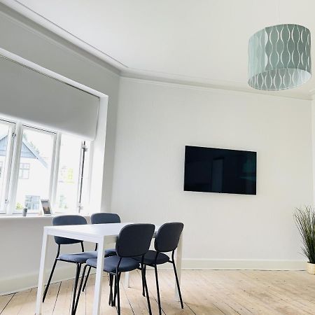 Aday - City Central Mansion - 1 Bedroom Apartment With Garden Ålborg Exterior foto